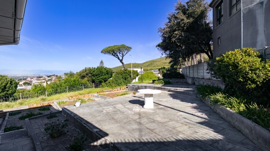 To Let 3 Bedroom Property for Rent in Walmer Estate Western Cape